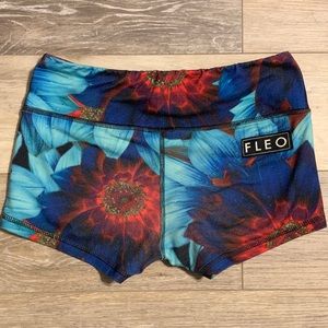 Neon Azul Escape Fleo Shorts